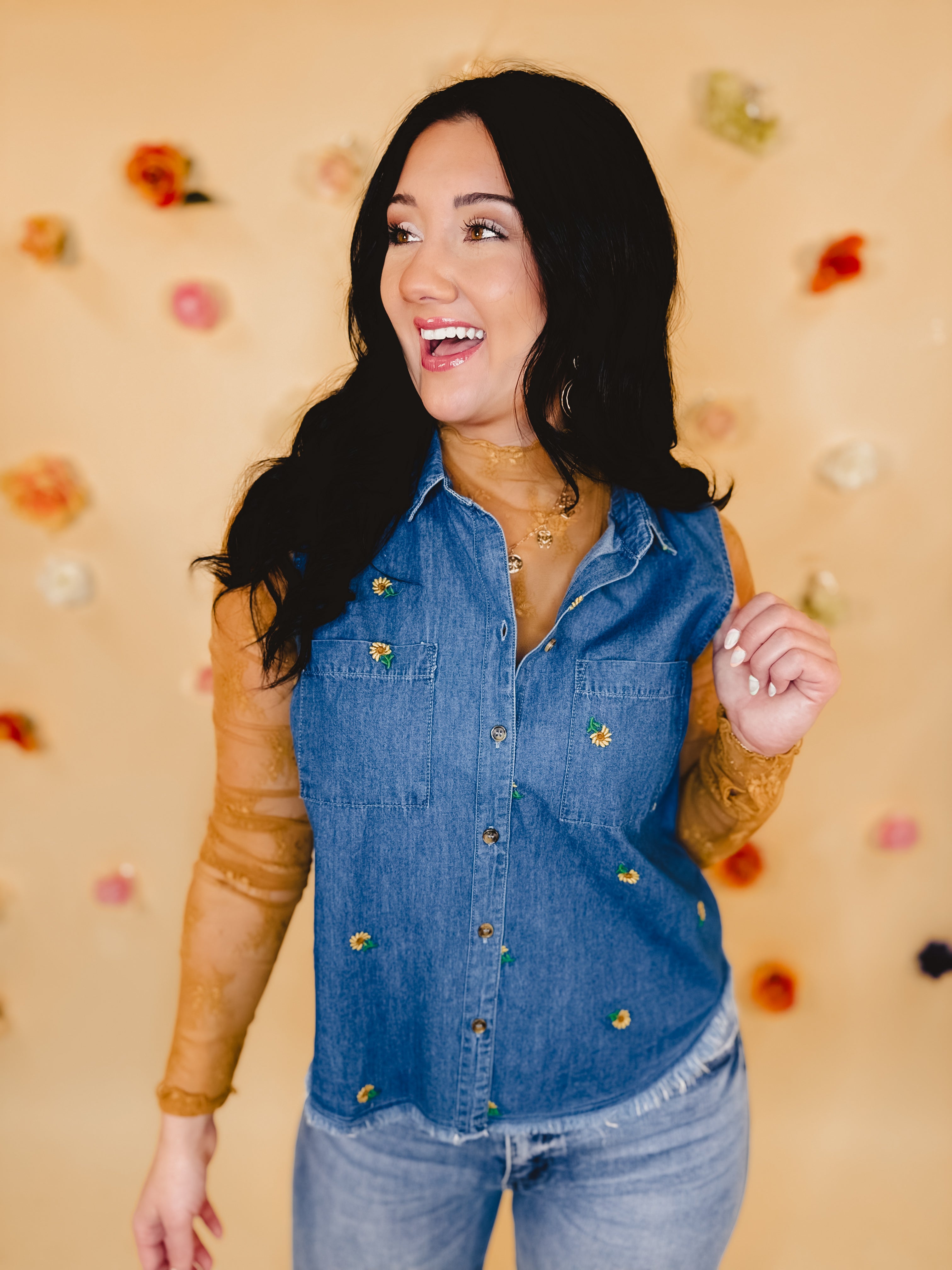 Floral Embroidered Sleeveless Denim Top - Blue