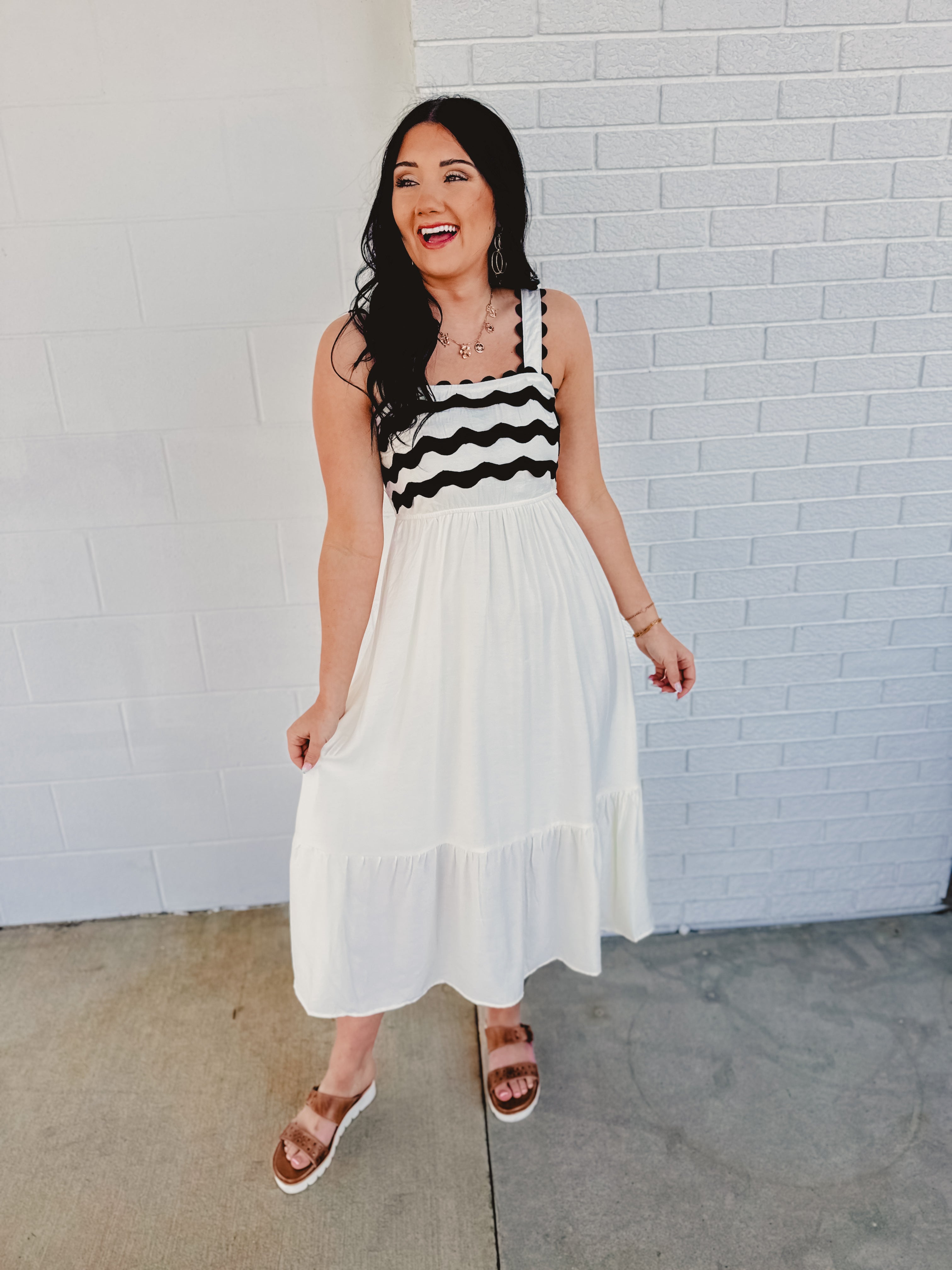 Scallop Detailed Midi Dress - Cream