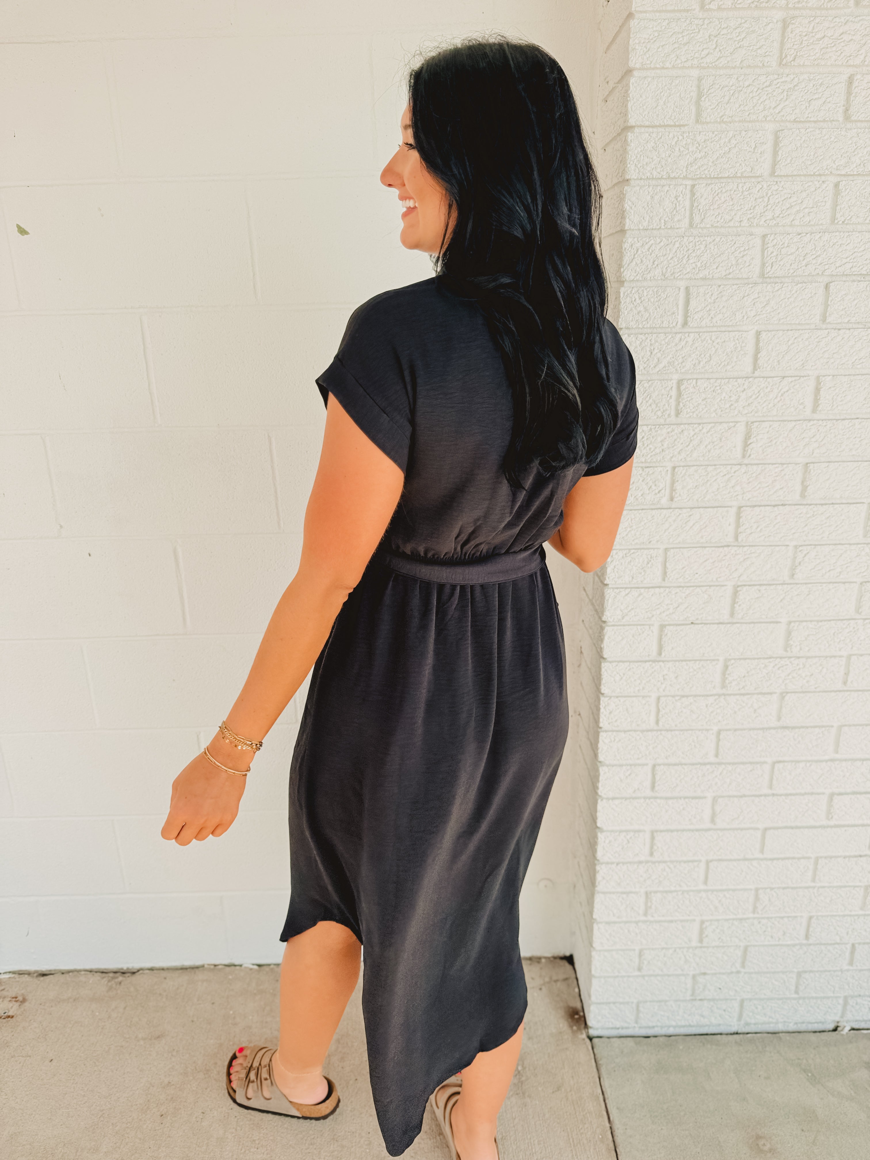 Button Down Belted Midi Dress - Black