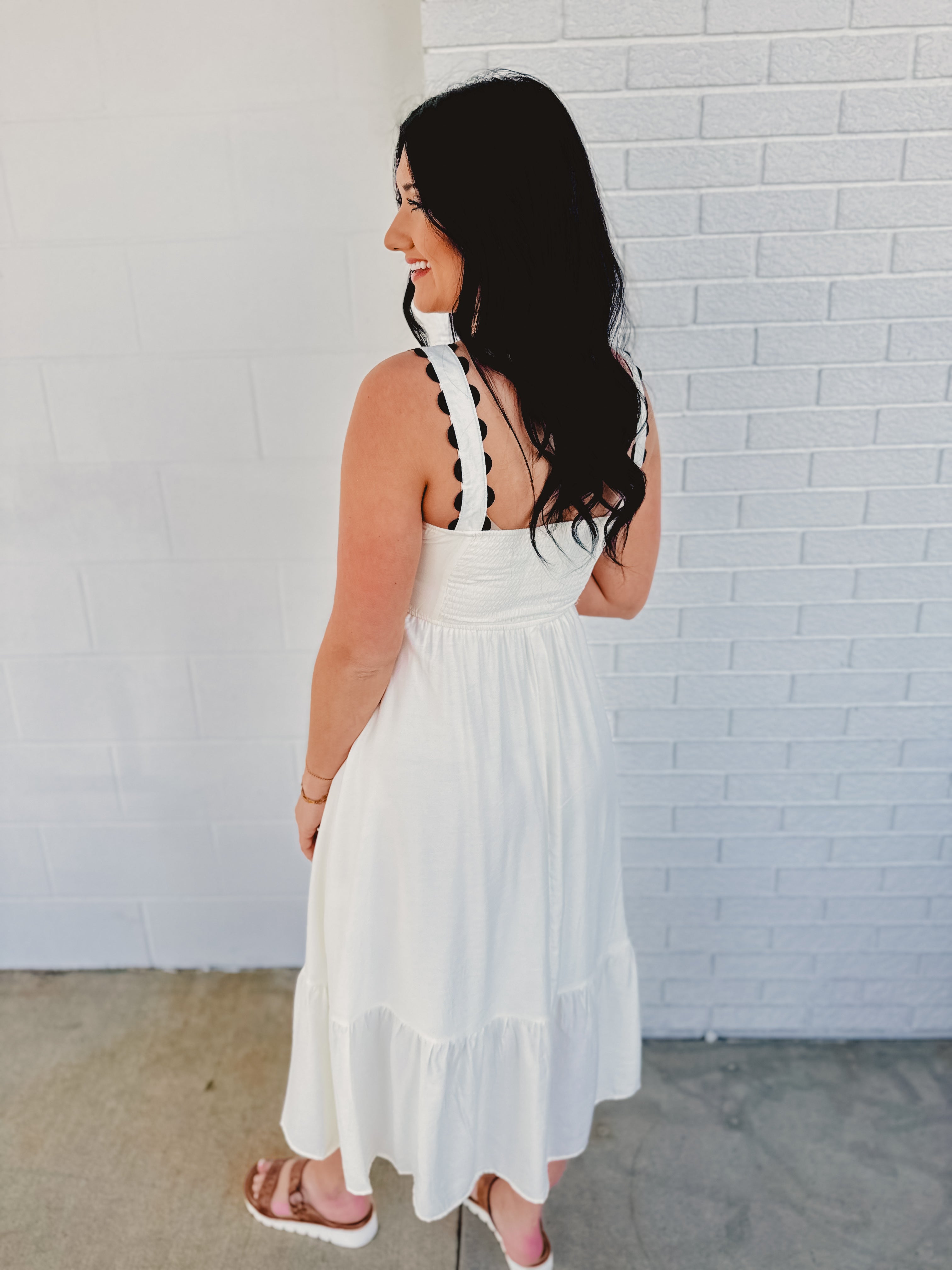 Scallop Detailed Midi Dress - Cream