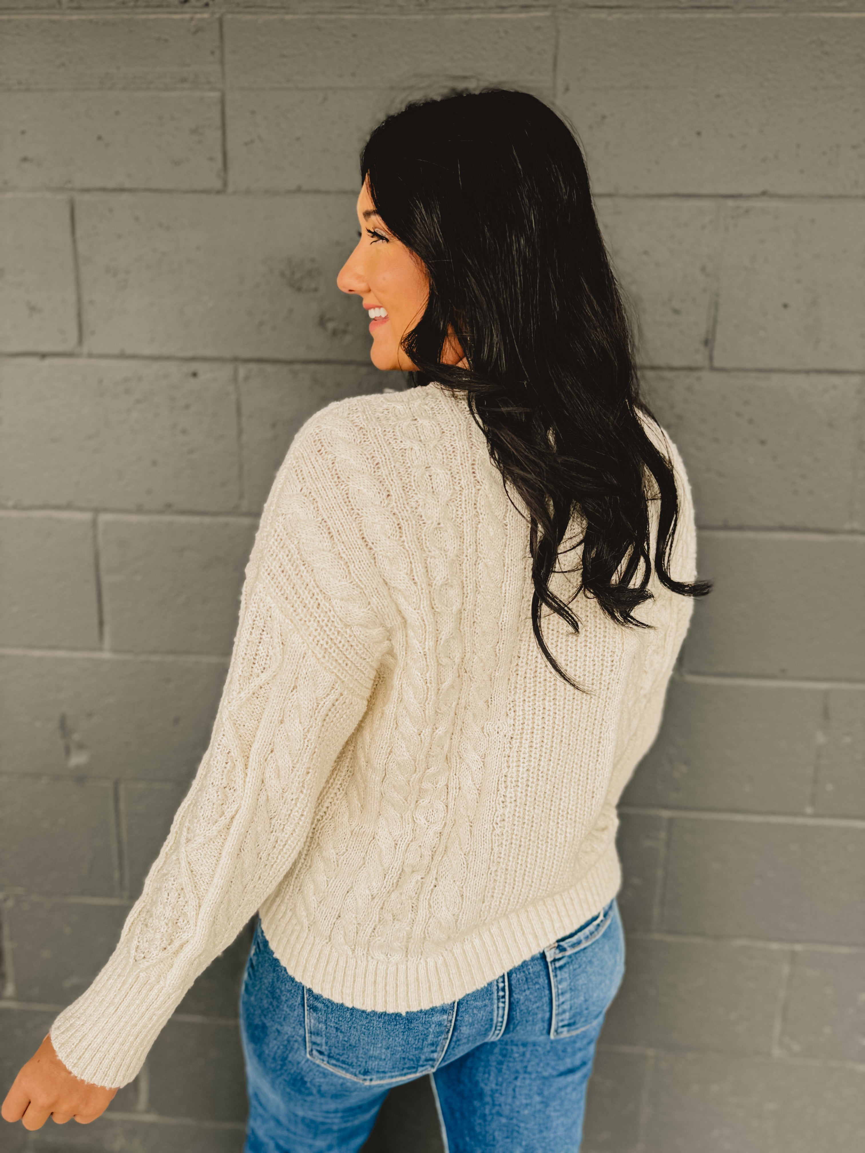 Cable Knit Crewneck Long Sleeve Sweater - Cream